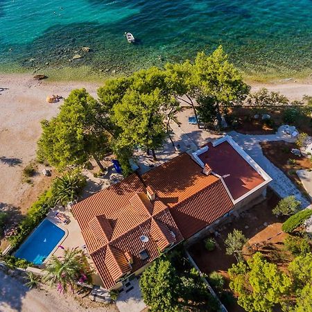 Deluxe Villa Sirena On The Beach With Pool Supetar Kültér fotó